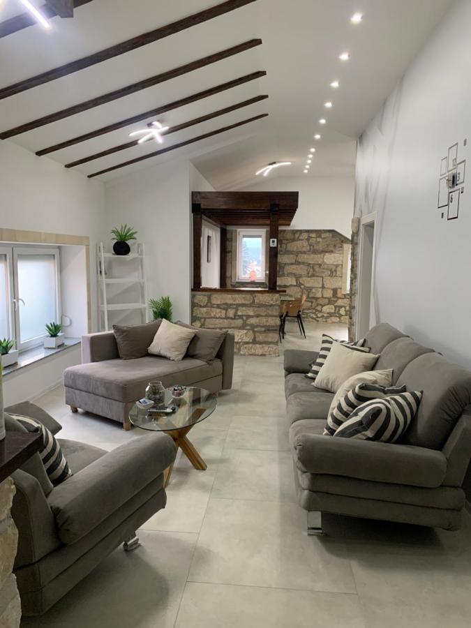 Kartal Centar Apartment Бихач Экстерьер фото